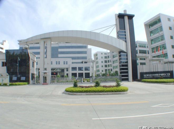 运动品牌如今却跌落神坛看谁还在乱跟风球盟会入口登录曾红极一时的5个国产(图28)