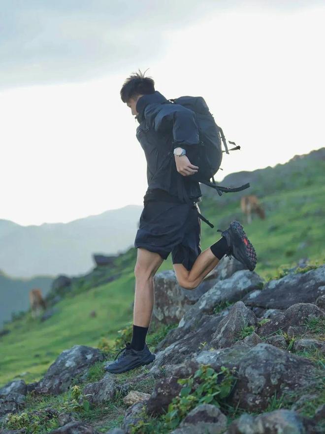 动鞋推荐！性价比绝了户外通勤两不误！踢走班味放肆去野春夏户外宝藏情侣运(图25)