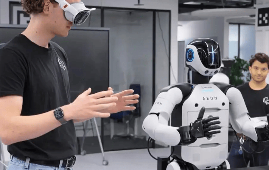 方向最火中企霸场机器人全明星乱斗暴走2万步逛CES2026:9大(图11) 方向最火中企霸场机器人全明星乱斗暴走2万步逛CES2026:9大(图11)