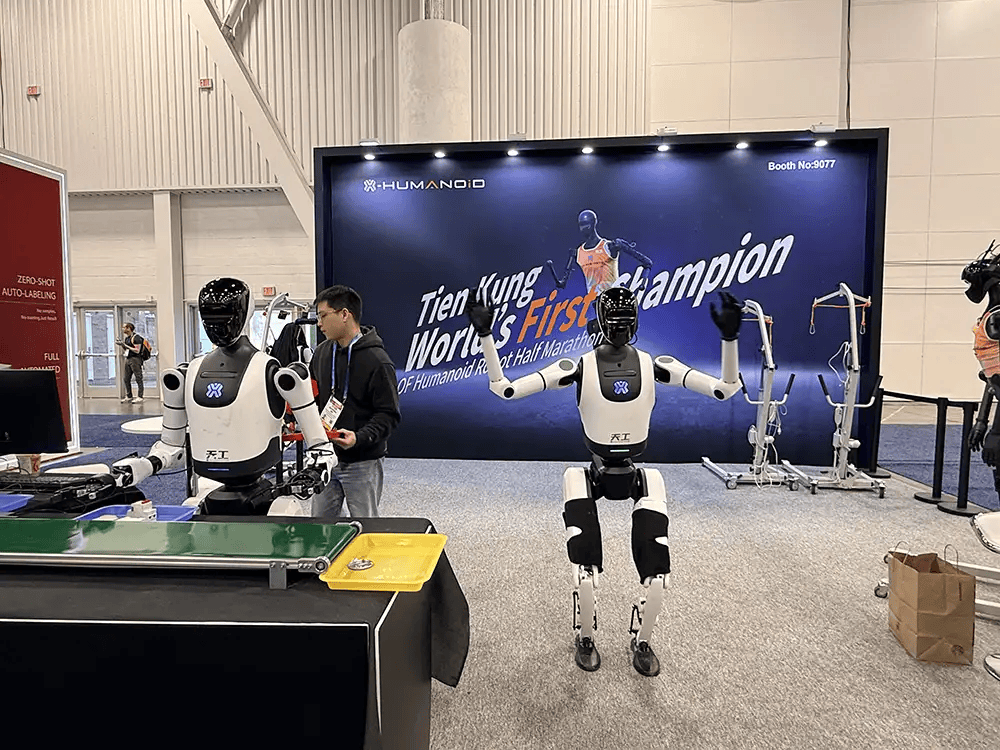 方向最火中企霸场机器人全明星乱斗暴走2万步逛CES2026:9大(图78) 方向最火中企霸场机器人全明星乱斗暴走2万步逛CES2026:9大(图78)