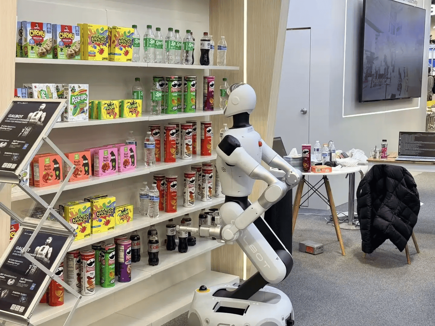 方向最火中企霸场机器人全明星乱斗暴走2万步逛CES2026:9大(图102) 方向最火中企霸场机器人全明星乱斗暴走2万步逛CES2026:9大(图102)